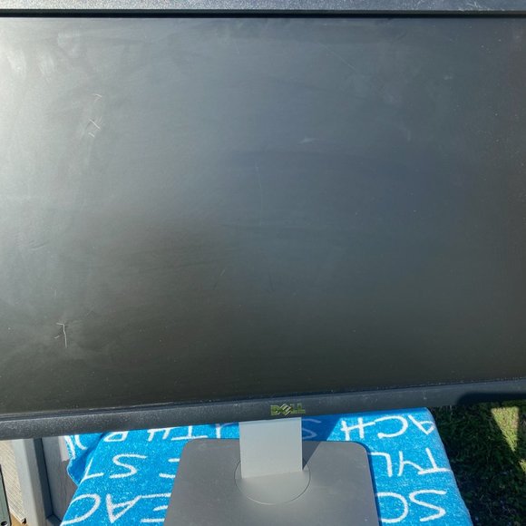 Dell computer monitor